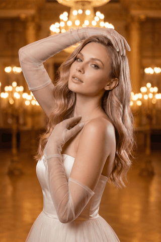BEYAZ UZUN TÜL ELDİVEN - Scarlet Secret