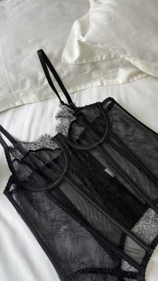 BLACK ELITE SET - Scarlet Secret