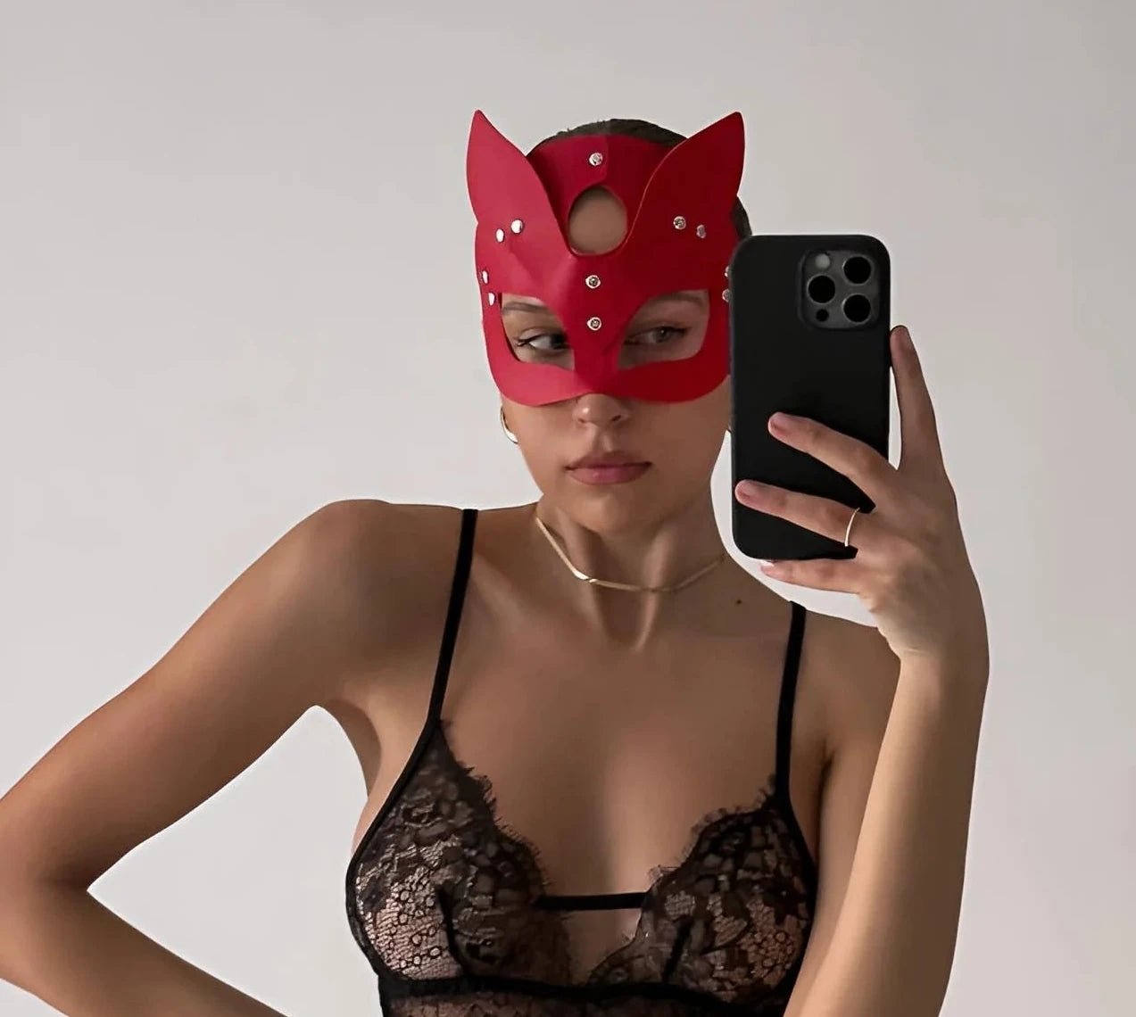 CRIMSON KITTY MASK - Scarlet Secret