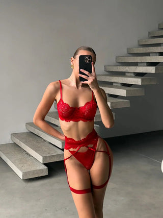 CRIMSON OBSESSİON LACE JARTİYER - Scarlet Secret