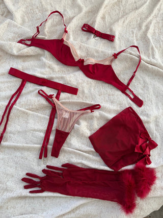 INFERNA SET (BOYUNLUK, ELDİVEN VE ÇORAP DAHİL) - Scarlet Secret
