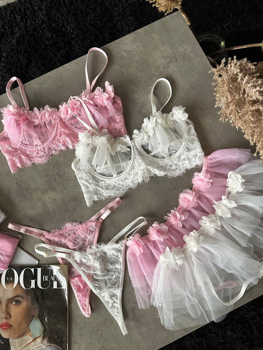 IVORY BLOSSOM JARTIYER TAKIM - Scarlet Secret