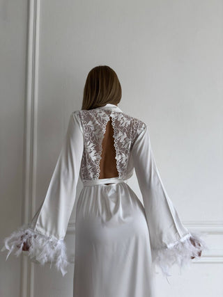 SERAPHINA WHITE SATIN ROBE - Scarlet Secret