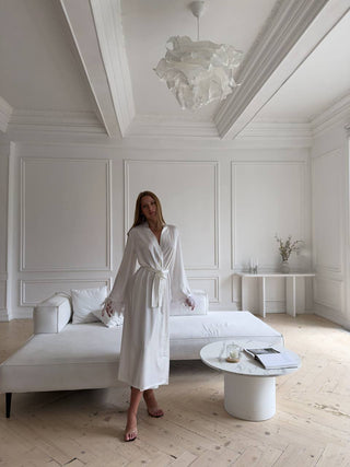 SERAPHINA WHITE SATIN ROBE - Scarlet Secret
